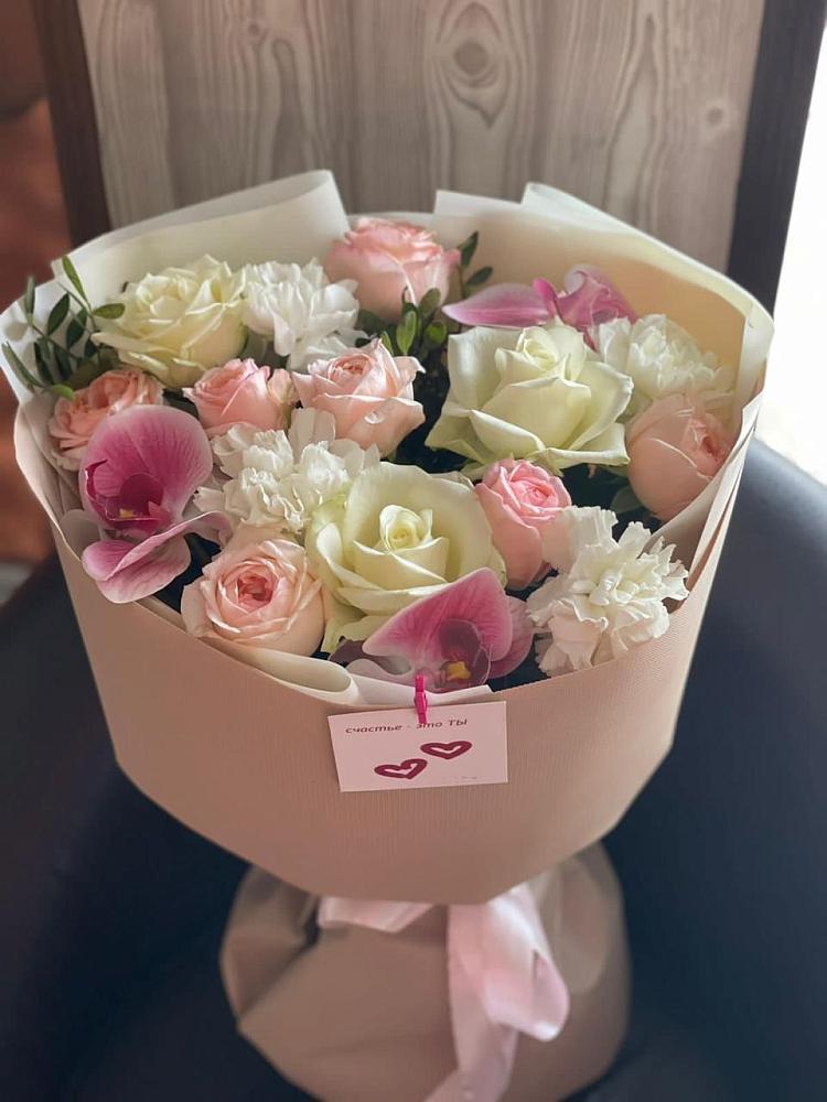 Букет цветов из: Орхидеи, Розы и Гвоздики в Иволгинске