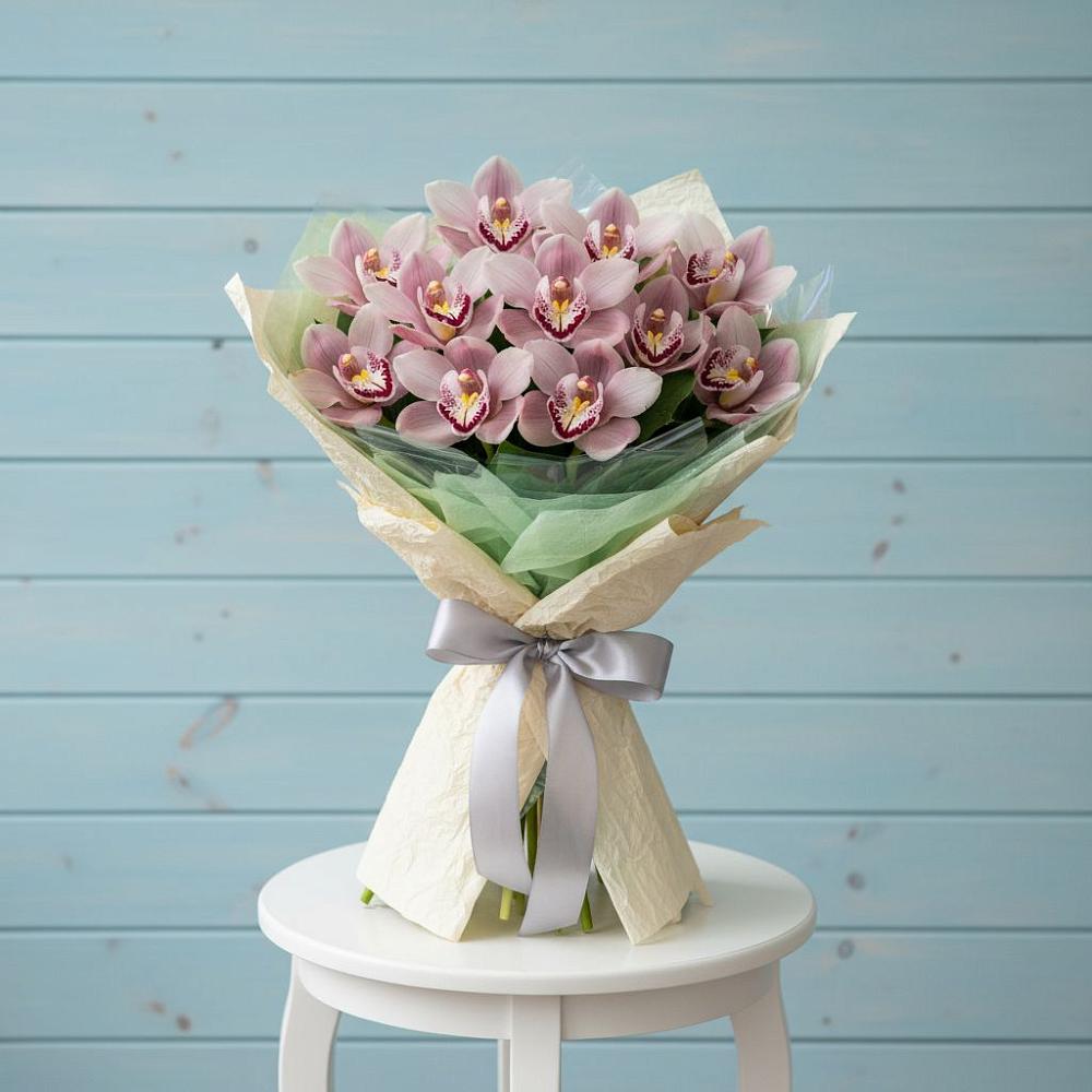 Букет цветов из: Орхидеи и Розы в Иволгинске