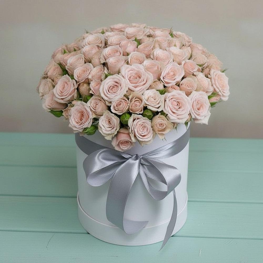 Цветочная композиция из Розы в шляпной коробке в Иволгинске